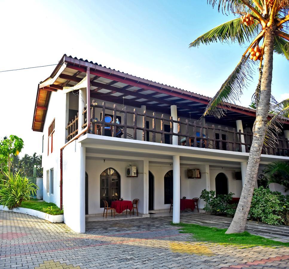 Deutsch Lanka Hotel Telwatta Bagian luar foto