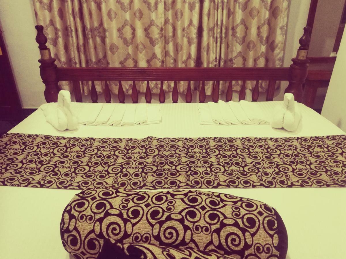 Deutsch Lanka Hotel Telwatta Bagian luar foto