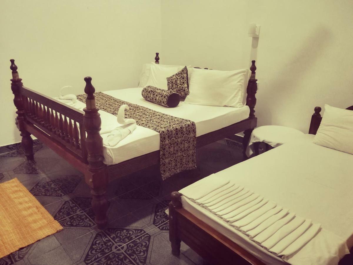 Deutsch Lanka Hotel Telwatta Bagian luar foto