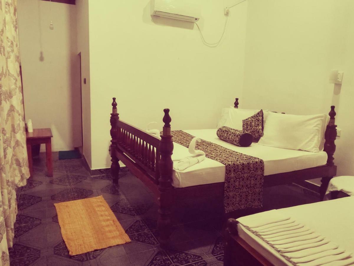 Deutsch Lanka Hotel Telwatta Bagian luar foto